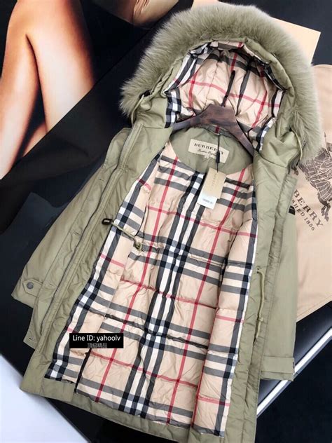 burberry 羽絨外套|Burberry .